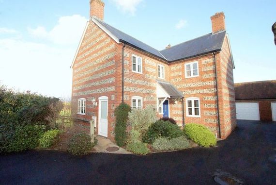 4&nbsp;Bedroom&nbsp;Detached